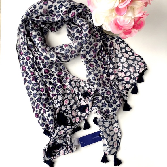Rebecca Minkoff Accessories - LAST DAY ON POSHMARK Rebecca Minkoff Jasmine Scarf